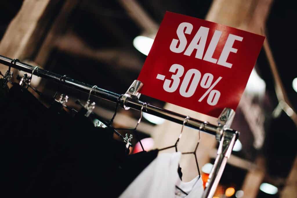 Bandwagon Effect กระตุ้นได้ด้วยการลดราคาโหด แจกโปรโมชันเด็ด